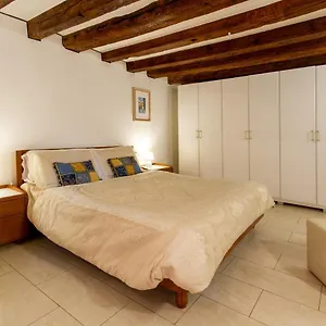 Art Dreams Dimora Casanova Apartment