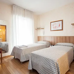 Desenzano Апарт-отель