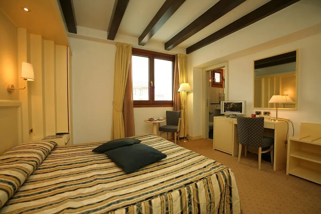 Hotel Giudecca Venezia  Venice