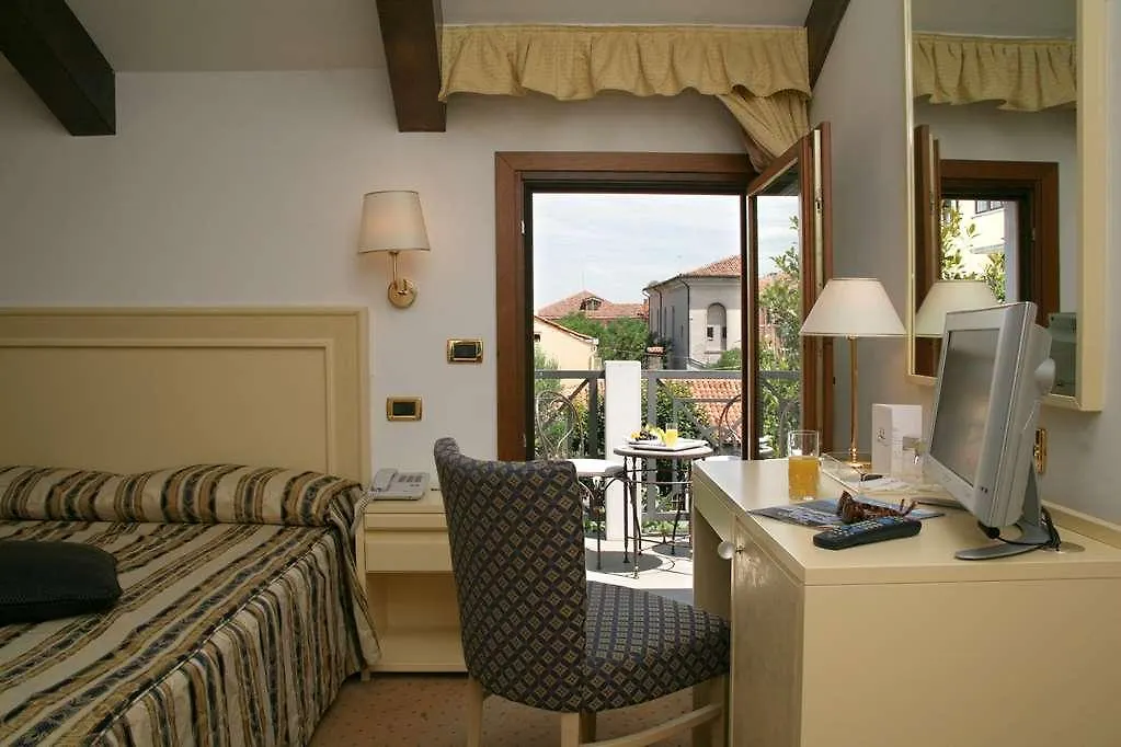 Hotel Giudecca Venezia 3*, Venecia